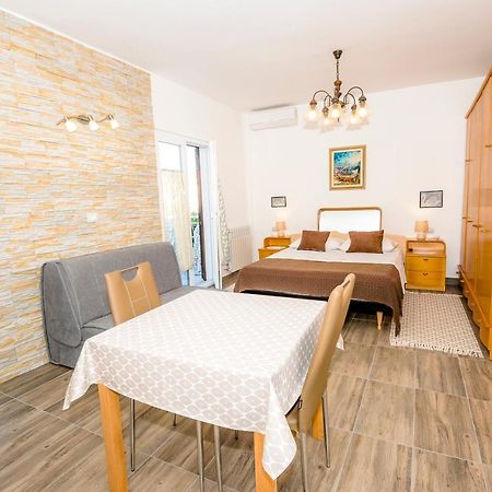 רוביני Guest House Ab Adria Home מראה חיצוני תמונה