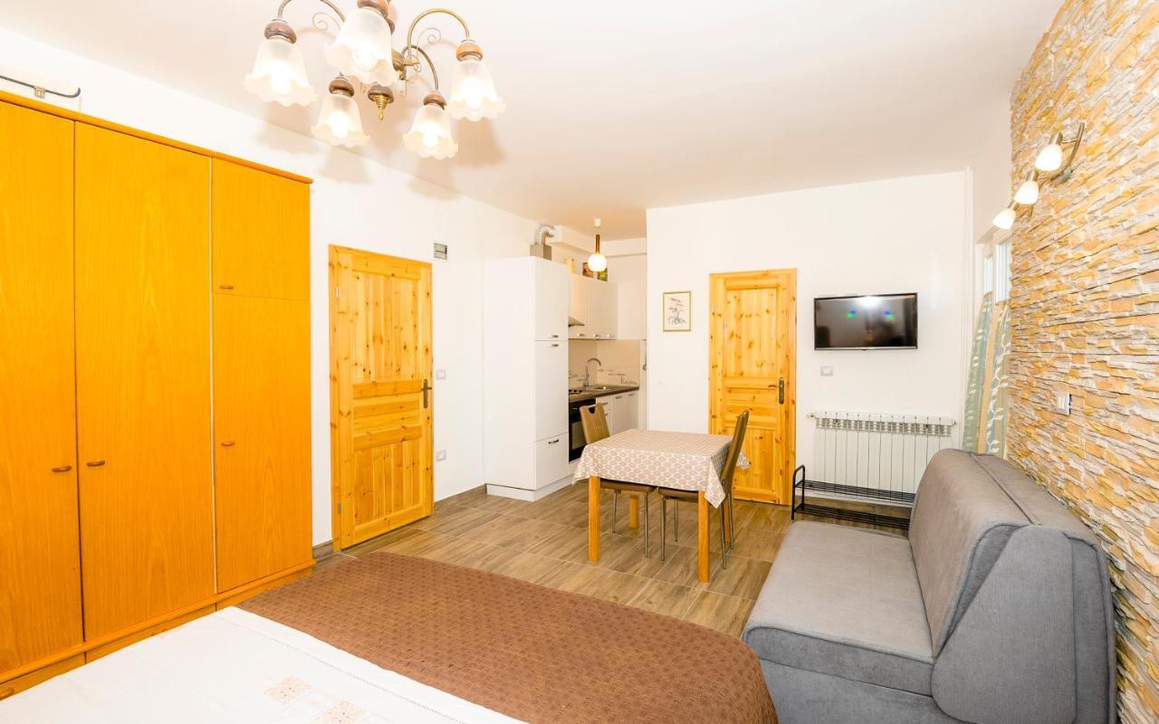 רוביני Guest House Ab Adria Home מראה חיצוני תמונה