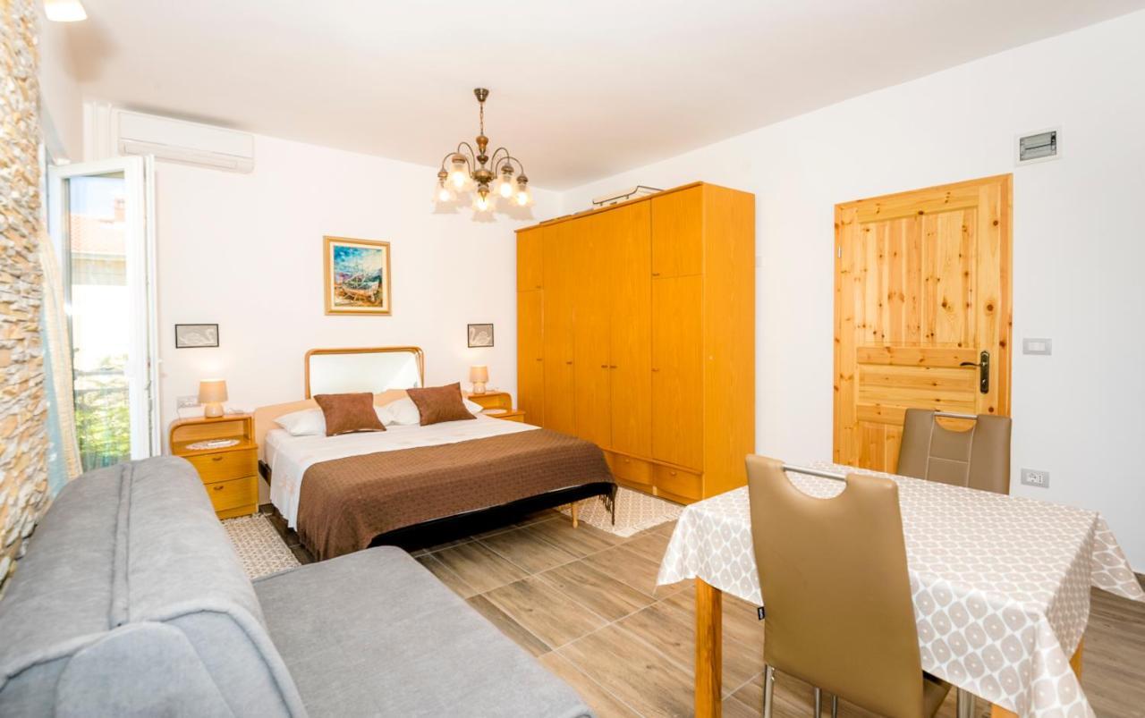 רוביני Guest House Ab Adria Home מראה חיצוני תמונה